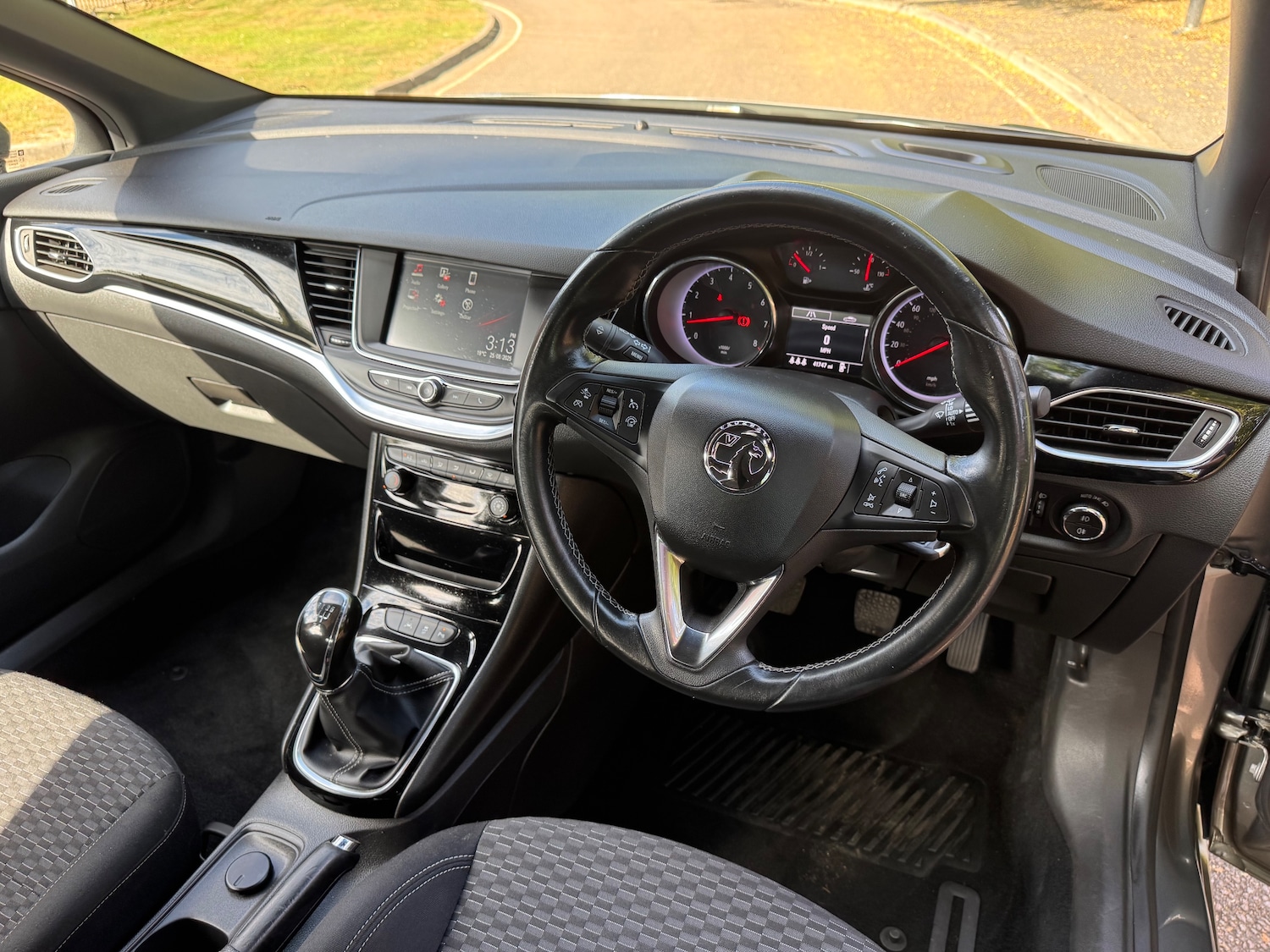 Used Vauxhall Astra 2016 for sale - 77431778: Photo 11