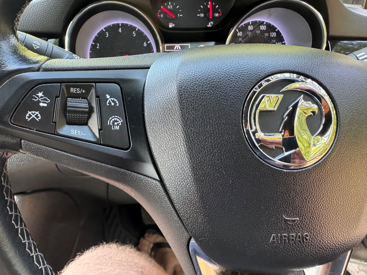 Used Vauxhall Astra 2016 for sale - 77431778: Photo 16