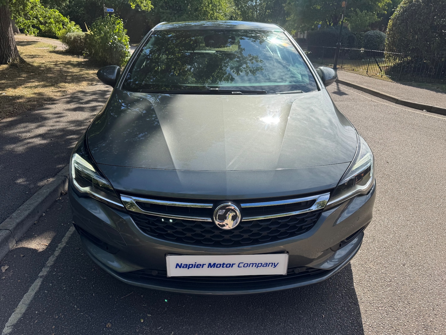 Used Vauxhall Astra 2016 for sale - 77431778: Photo 2