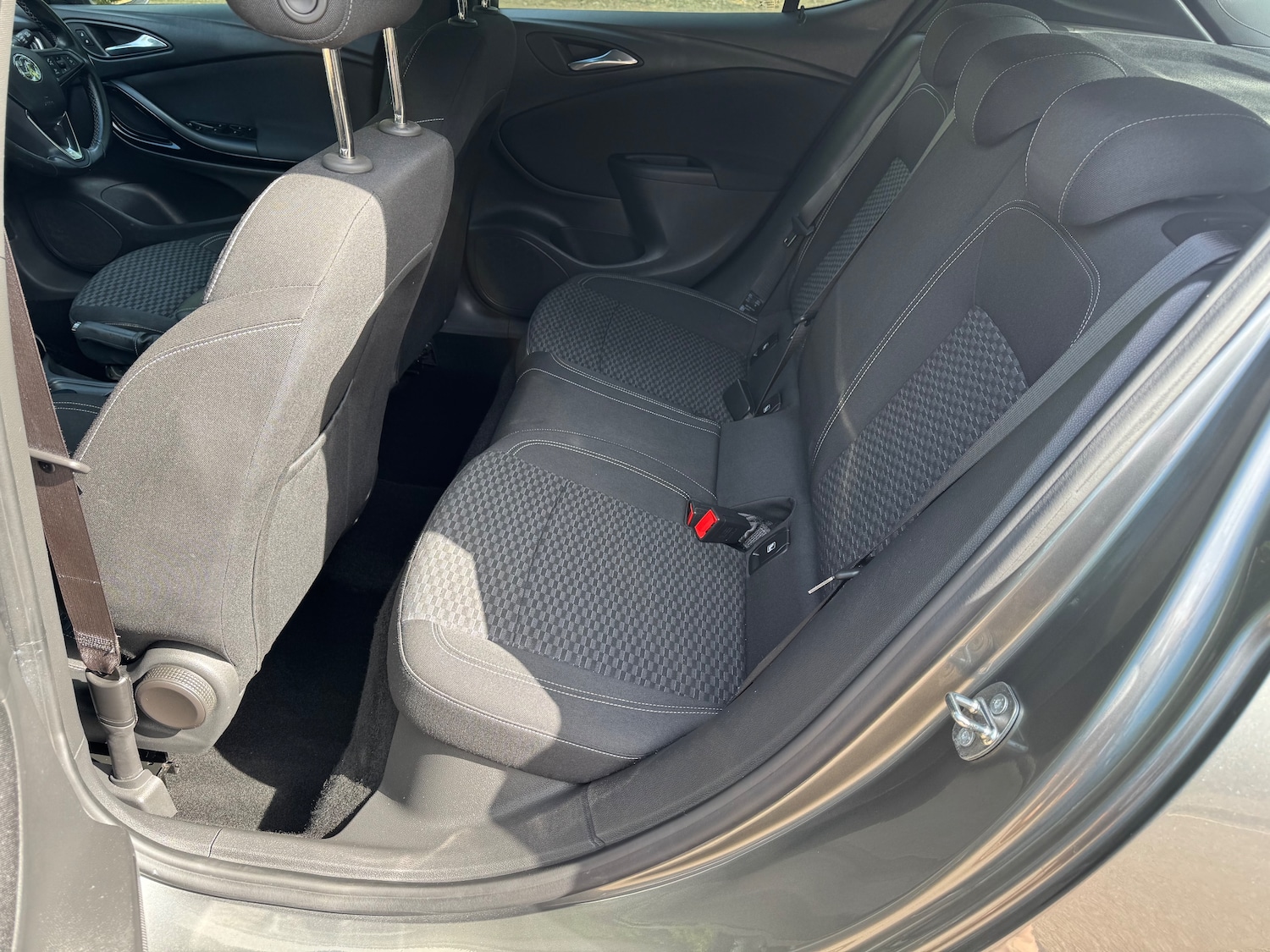 Used Vauxhall Astra 2016 for sale - 77431778: Photo 24