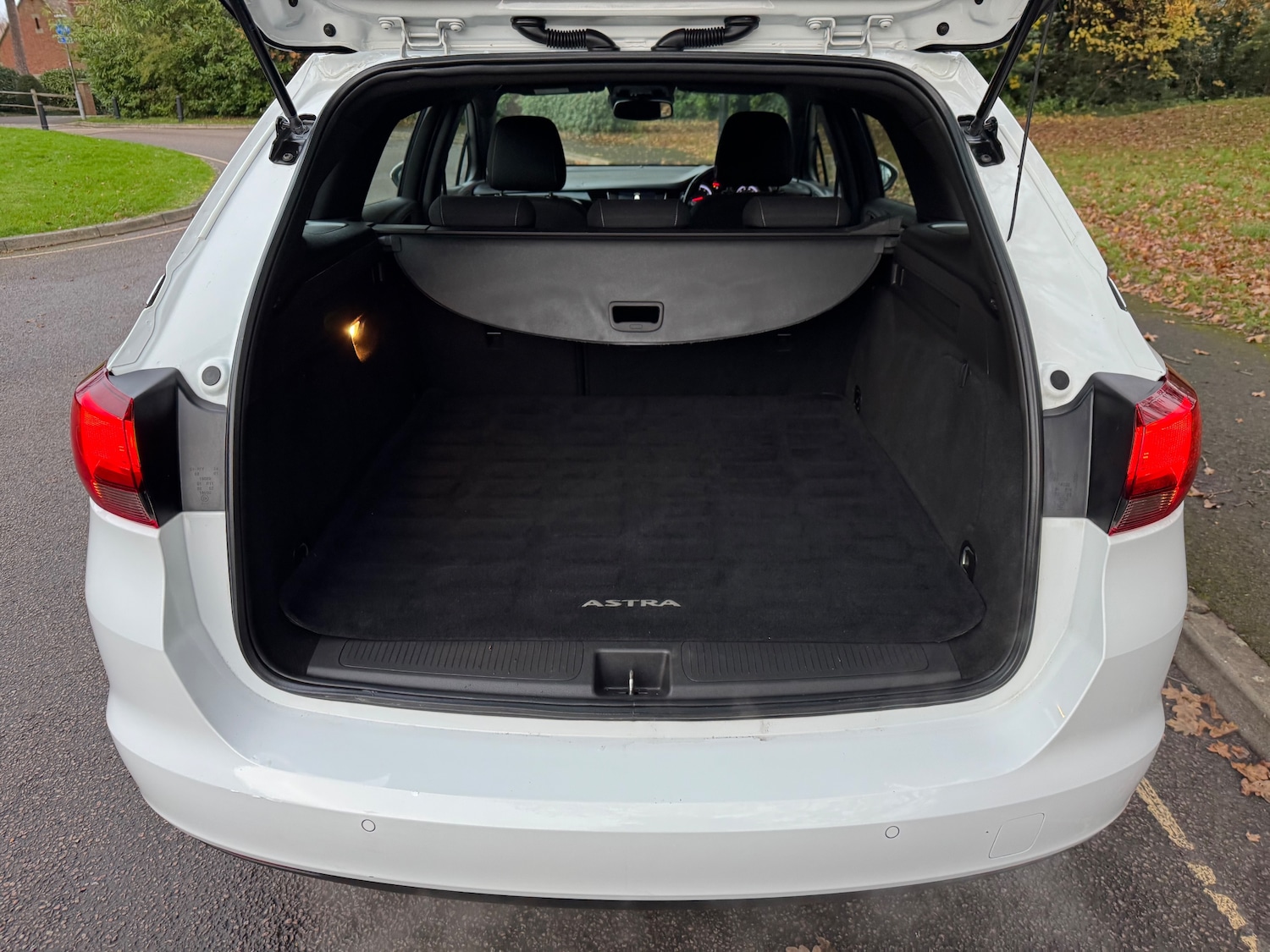 Used Vauxhall Astra 2017 for sale - 76748516: Photo 7