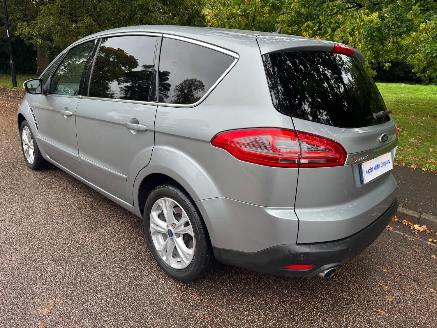 Used Ford S-Max 2014 for sale - 76112743: Photo 5