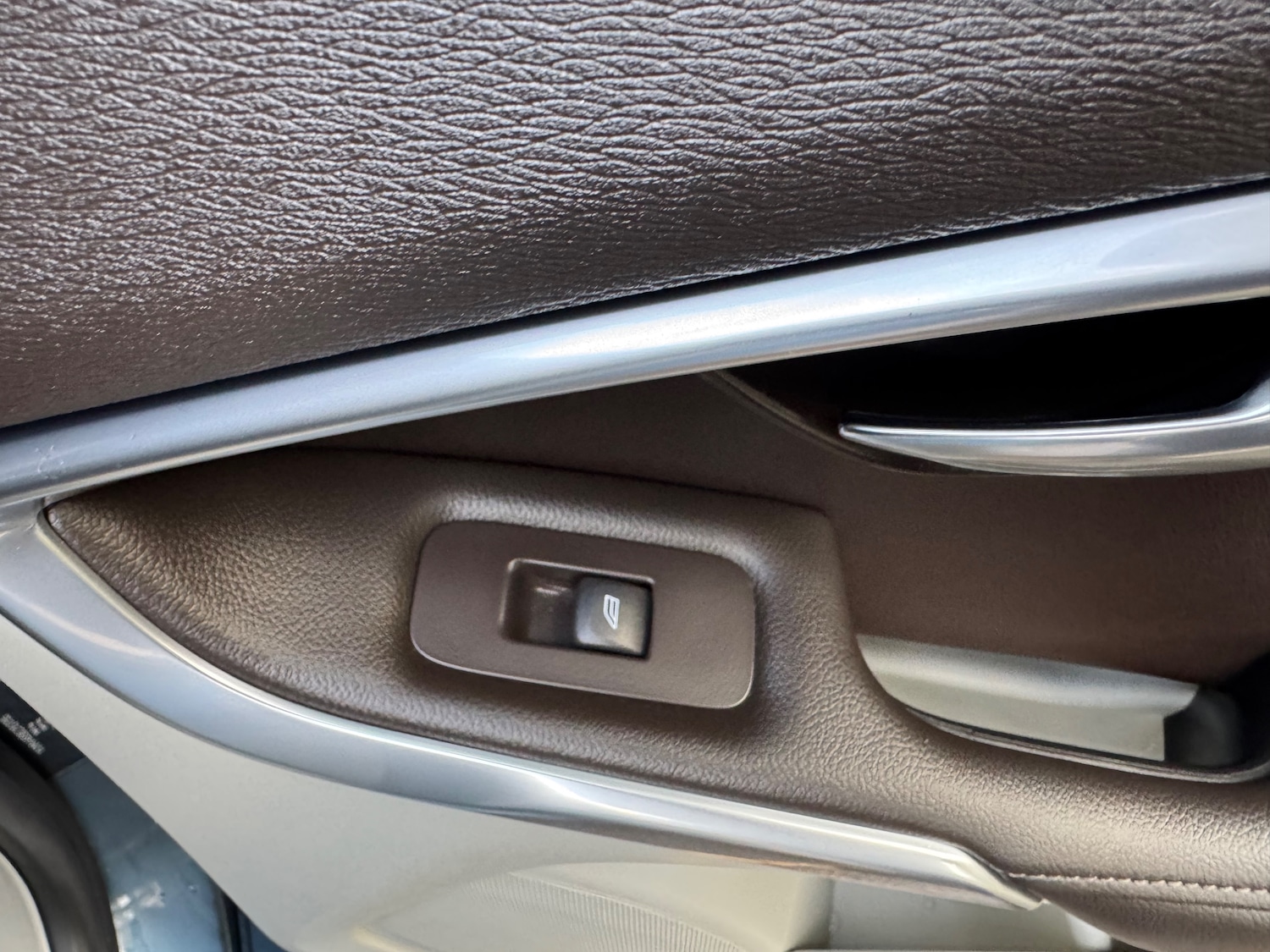 Used Volvo V40 2025 for sale - 77226117: Photo 28