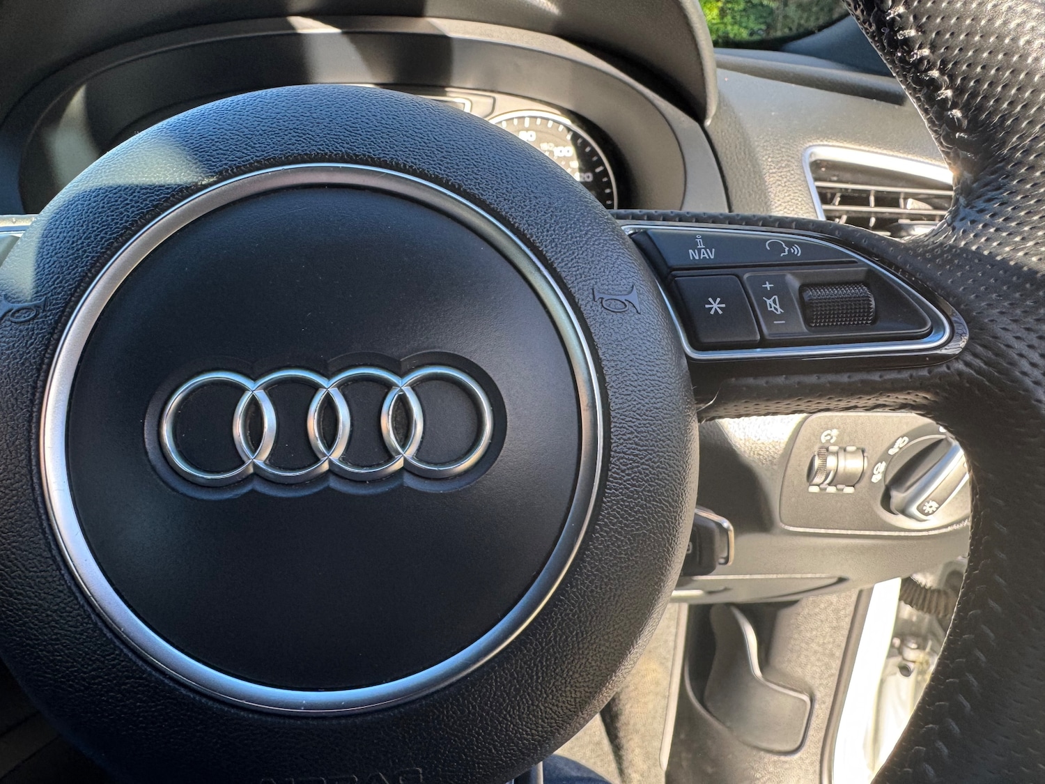 Used Audi Q3 2014 for sale - 77088723: Photo 16