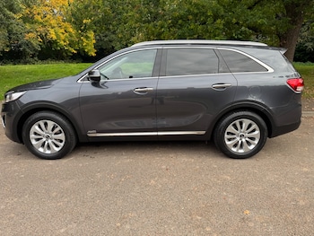 Used Kia Sorento 2016 for sale - 76022837: Photo