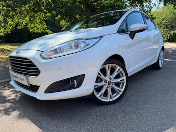 Used Ford Fiesta 2015 for sale - 79217043: Photo