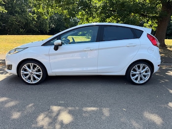Used Ford Fiesta 2015 for sale - 79217043: Photo