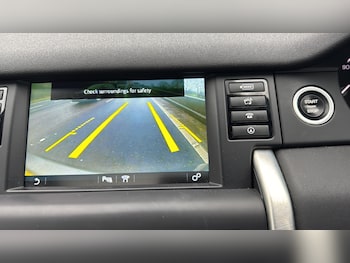 Used Land Rover Discovery Sport 2016 for sale - 77636628: Photo