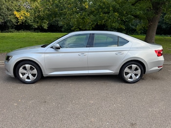 Used Skoda Superb 2016 for sale - 76070046: Photo