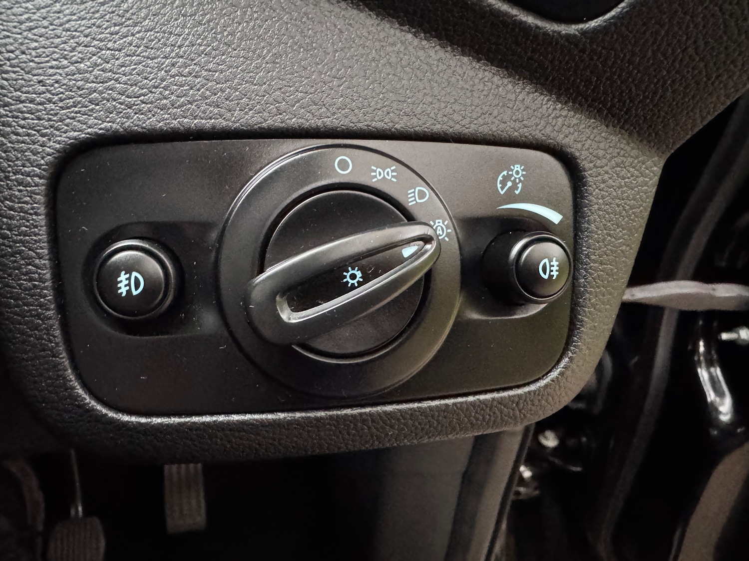 Used Ford Kuga 2016 for sale - 76112739: Photo 20