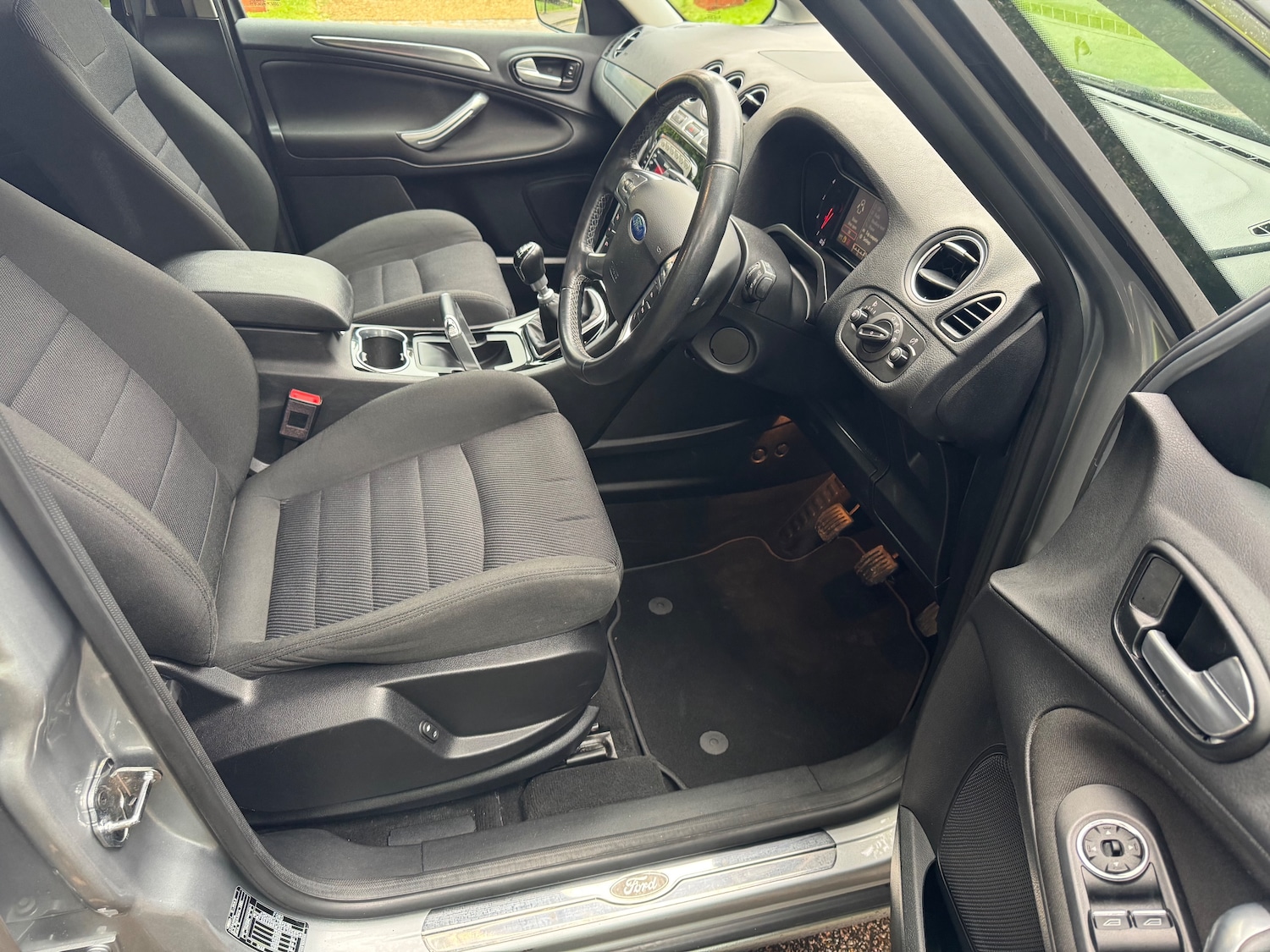 Used Ford S-Max 2014 for sale - 77431779: Photo 10