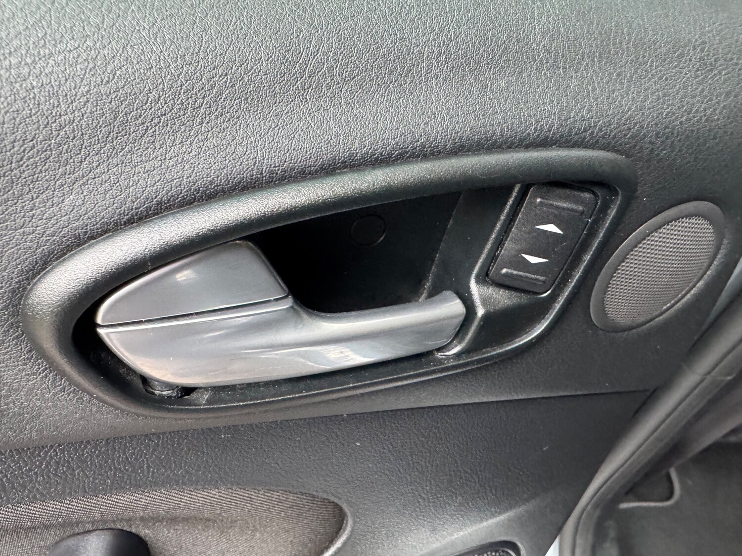 Used Ford S-Max 2014 for sale - 77431779: Photo 21