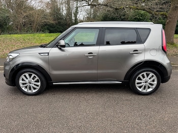 Used Kia Soul 2017 for sale - 77608070: Photo