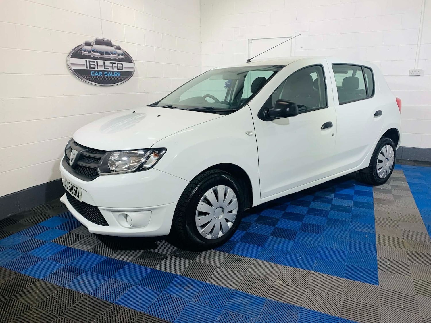 Used Dacia Sandero 2016 for sale - 78112665: Photo 3