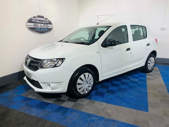 Used Dacia Sandero 2016 for sale - 78112665: Photo