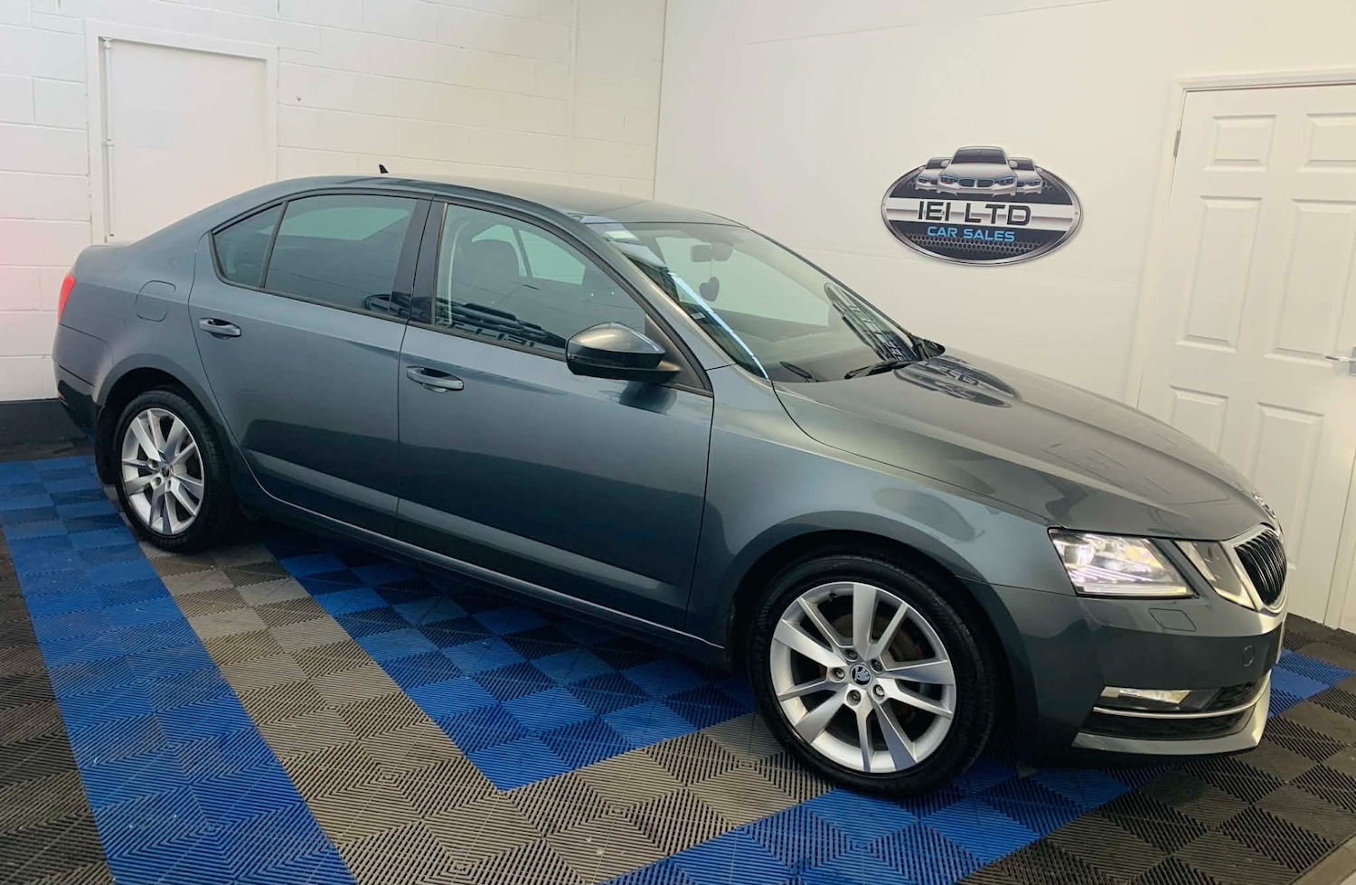 Used Skoda Octavia 2017 for sale - 76837488: Photo 2