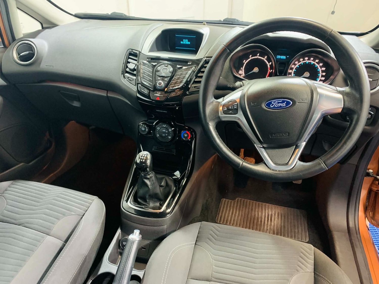 Used Ford Fiesta 2015 for sale - 77087725: Photo 14