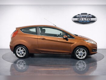 Used Ford Fiesta 2015 for sale - 77087725: Photo