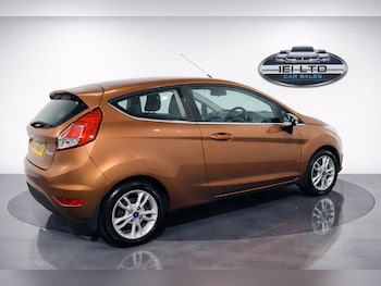 Used Ford Fiesta 2015 for sale - 77087725: Photo