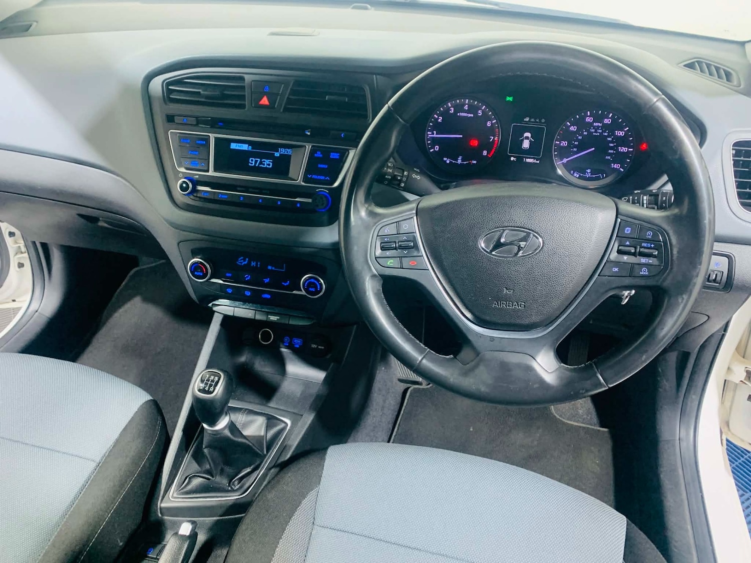 Used Hyundai i20 2016 for sale - 78210284: Photo 23