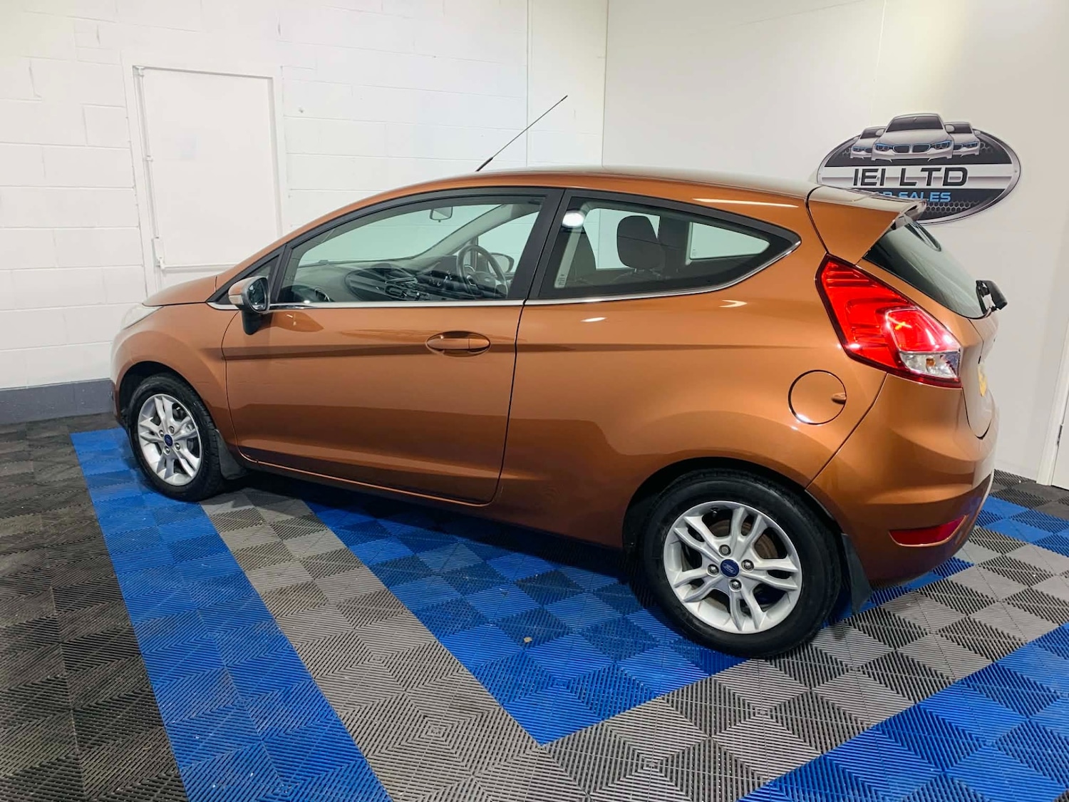 Used Ford Fiesta 2015 for sale - 76822030: Photo 10