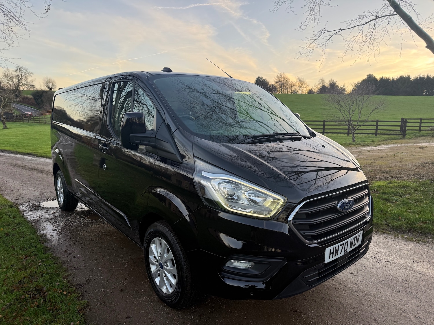 Used Ford Transit Custom 2020 for sale - 76924403: Photo 1