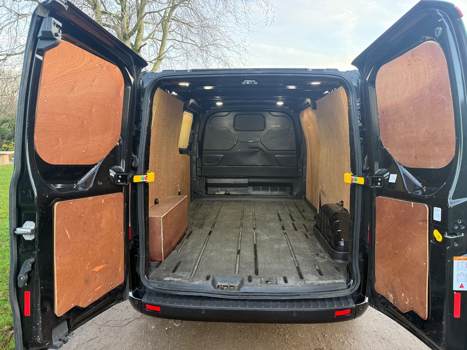 Used Ford Transit Custom 2020 for sale - 76924403: Photo 17