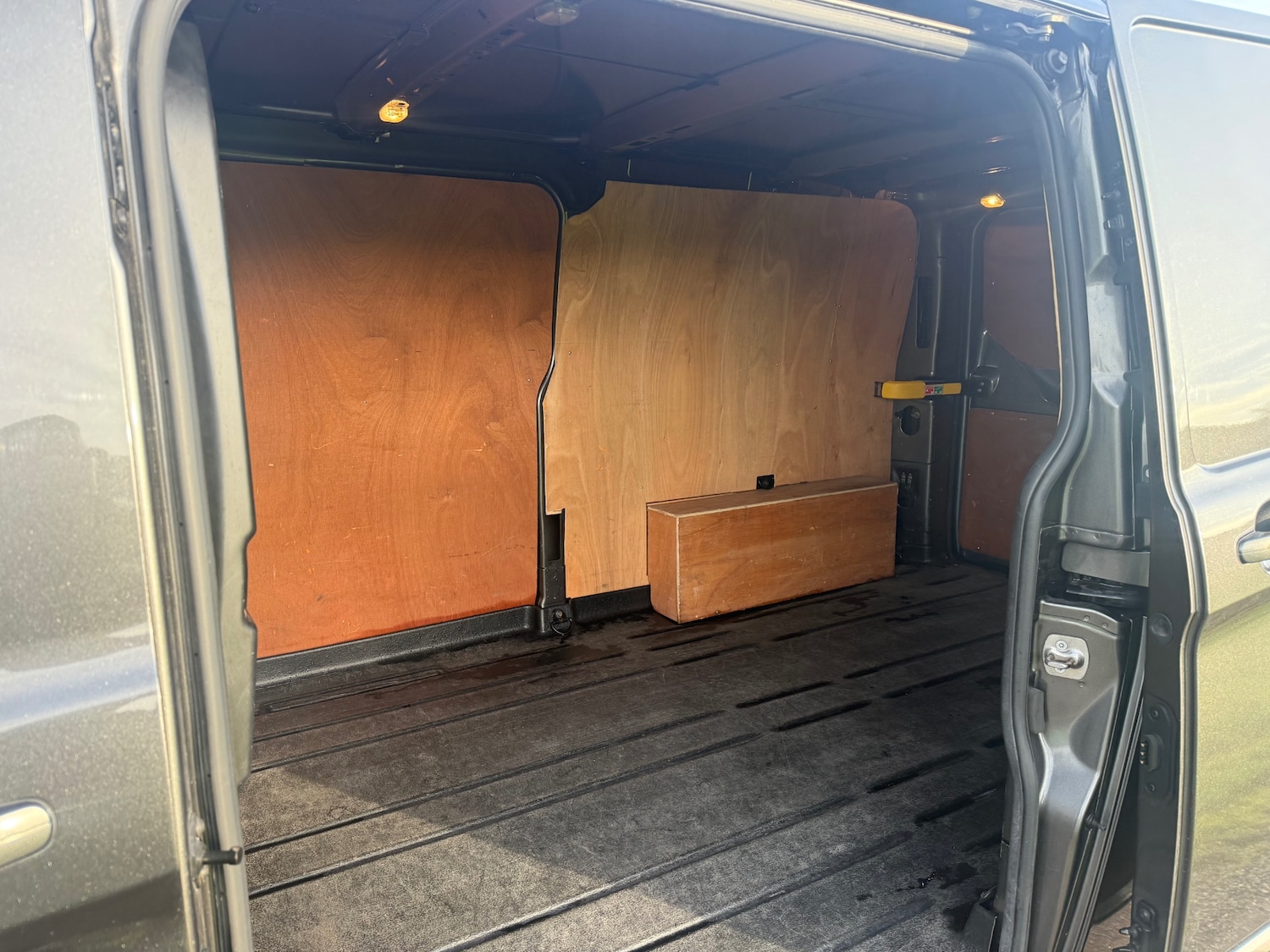 Used Ford Transit Custom 2020 for sale - 76958578: Photo 23