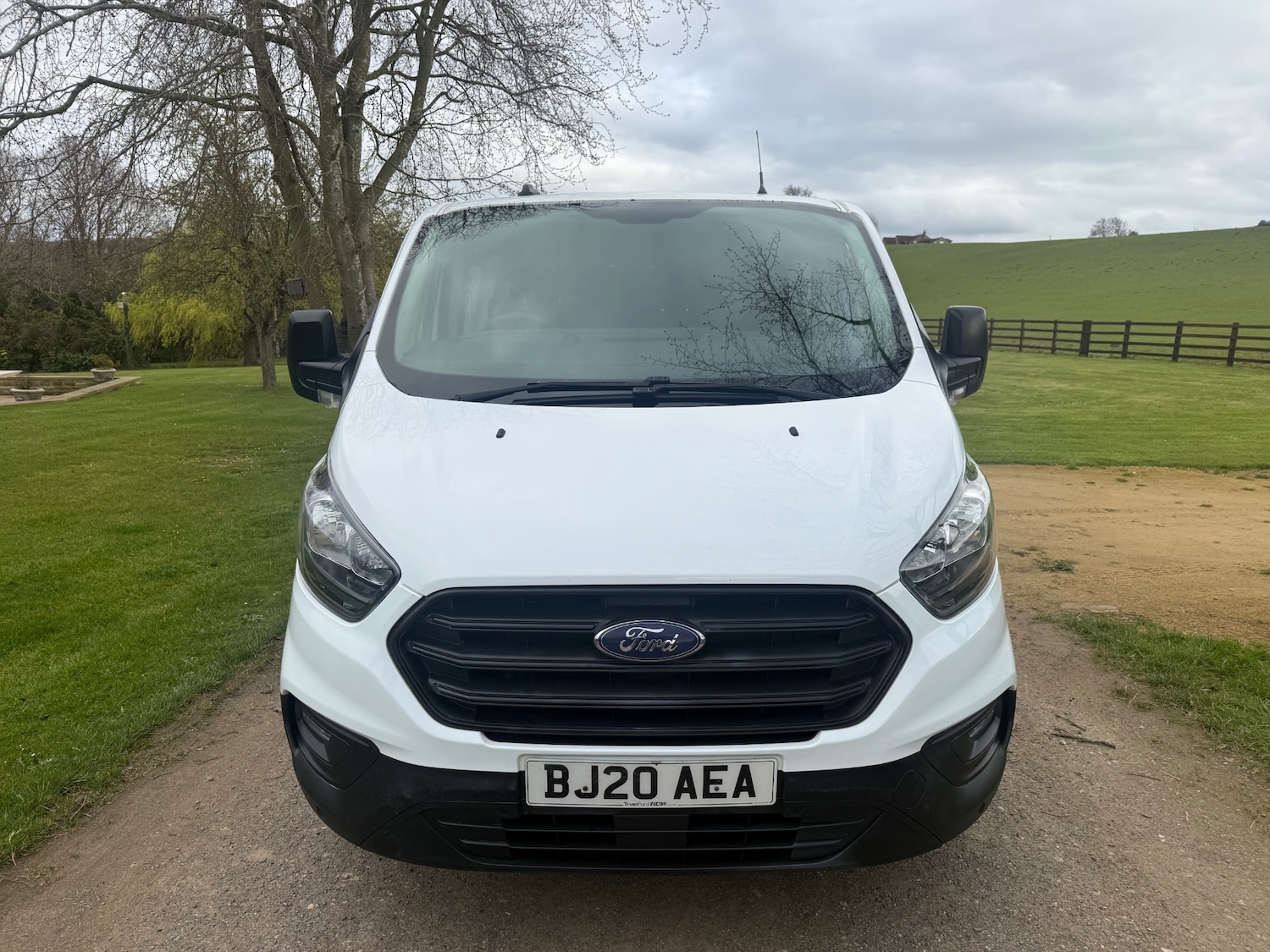 Used Ford Transit Custom 2020 for sale - 78106983: Photo 2