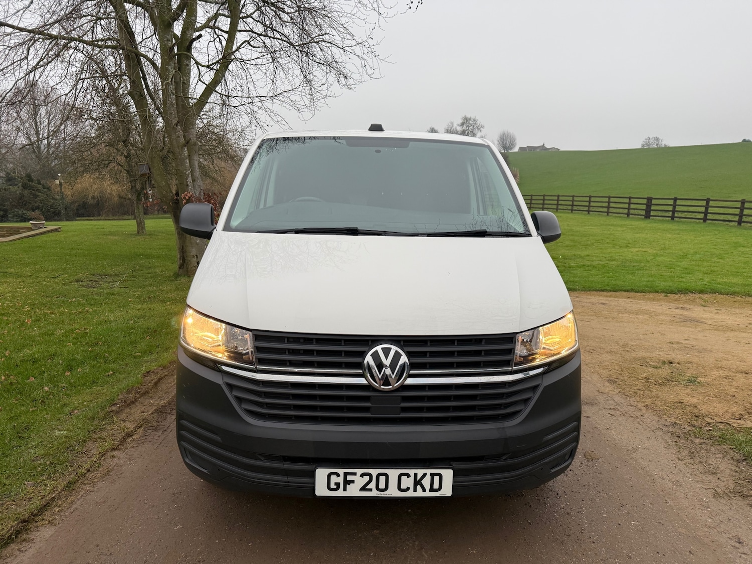 Used Volkswagen Transporter 2020 for sale - 77423588: Photo 2