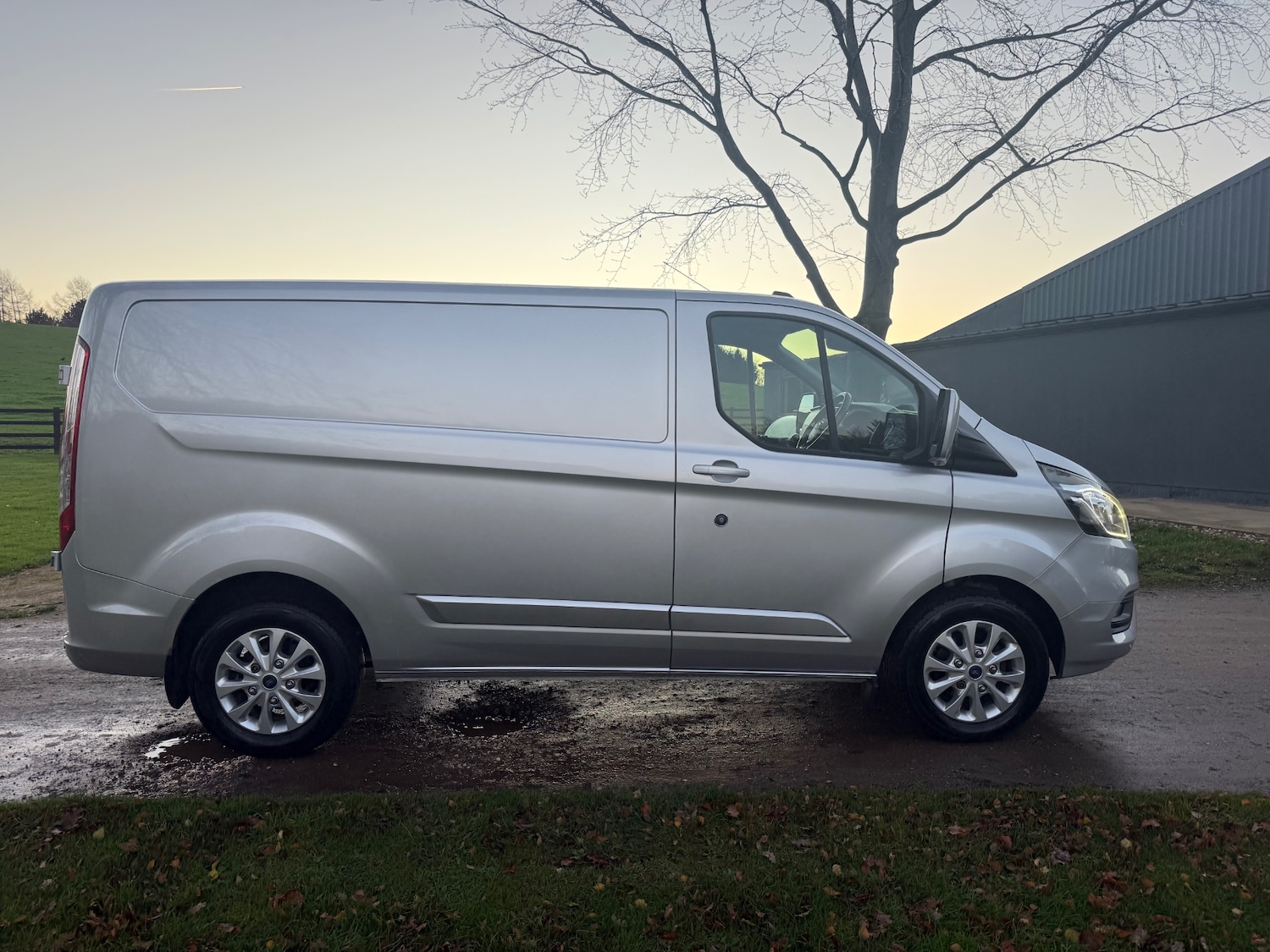 Used Ford Transit Custom 2020 for sale - 76739176: Photo 4