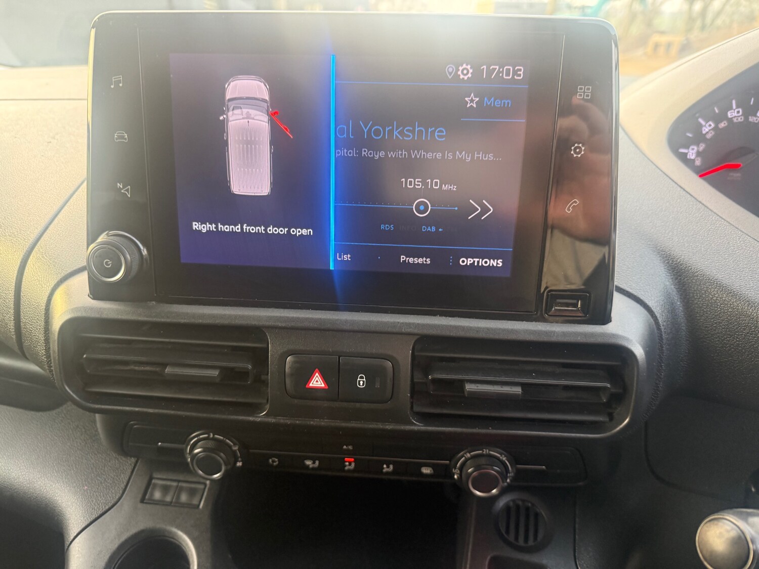 Used Peugeot Partner 2021 for sale - 77766230: Photo 15