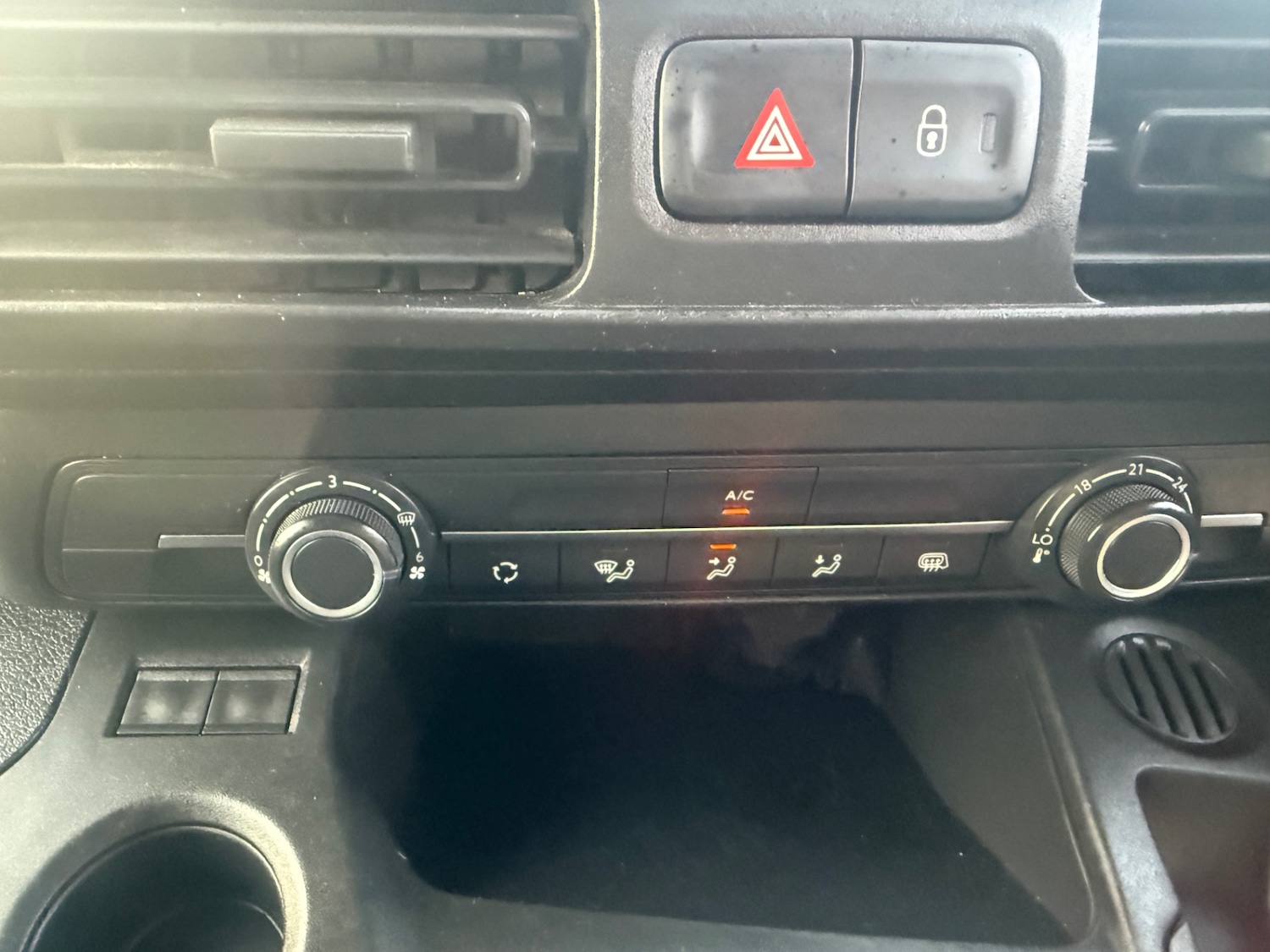 Used Peugeot Partner 2021 for sale - 77766230: Photo 18