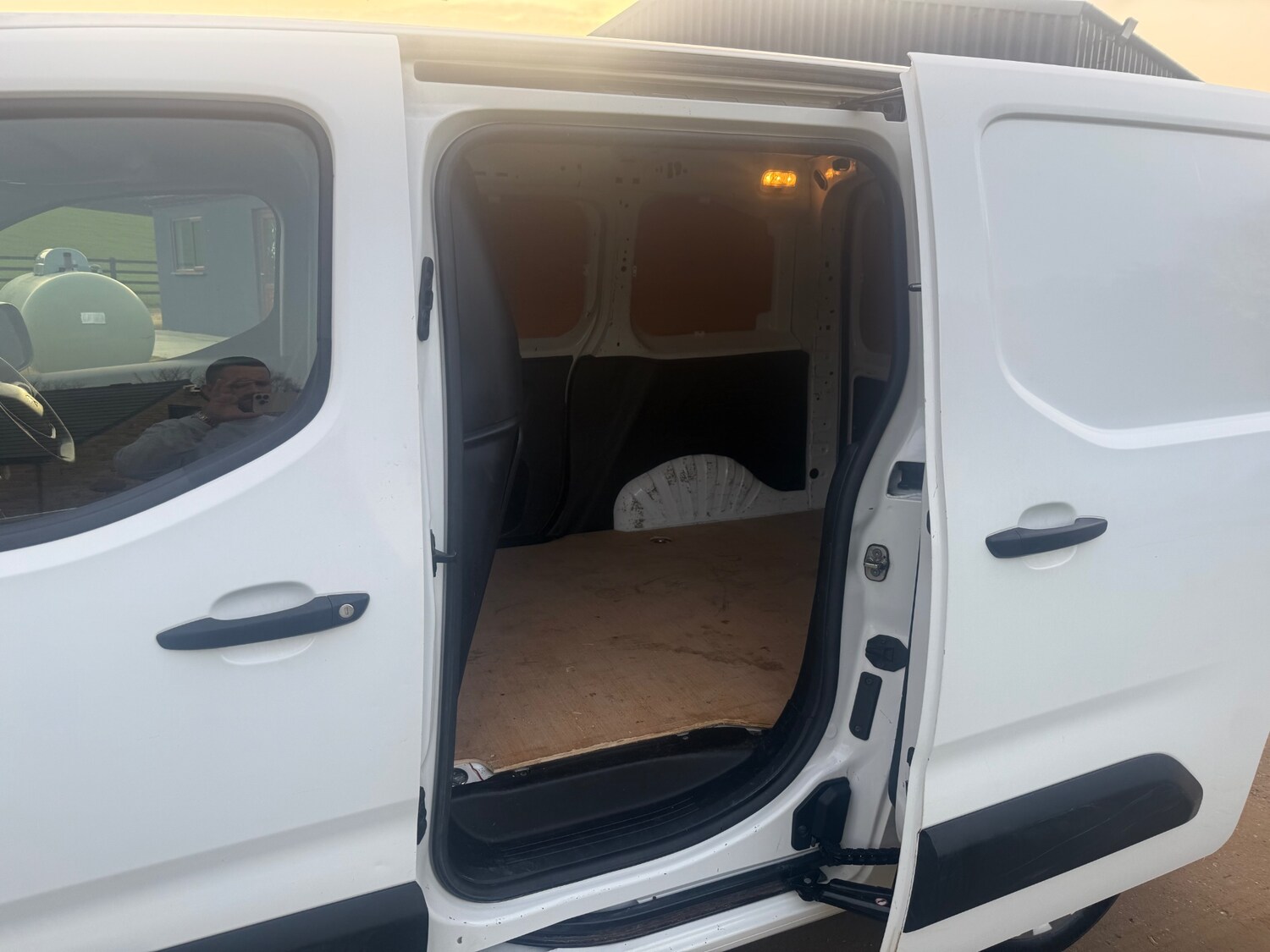 Used Peugeot Partner 2021 for sale - 77766230: Photo 24