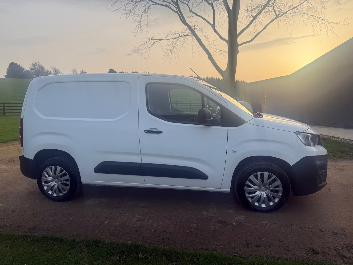 Used Peugeot Partner 2021 for sale - 77766230: Photo 4