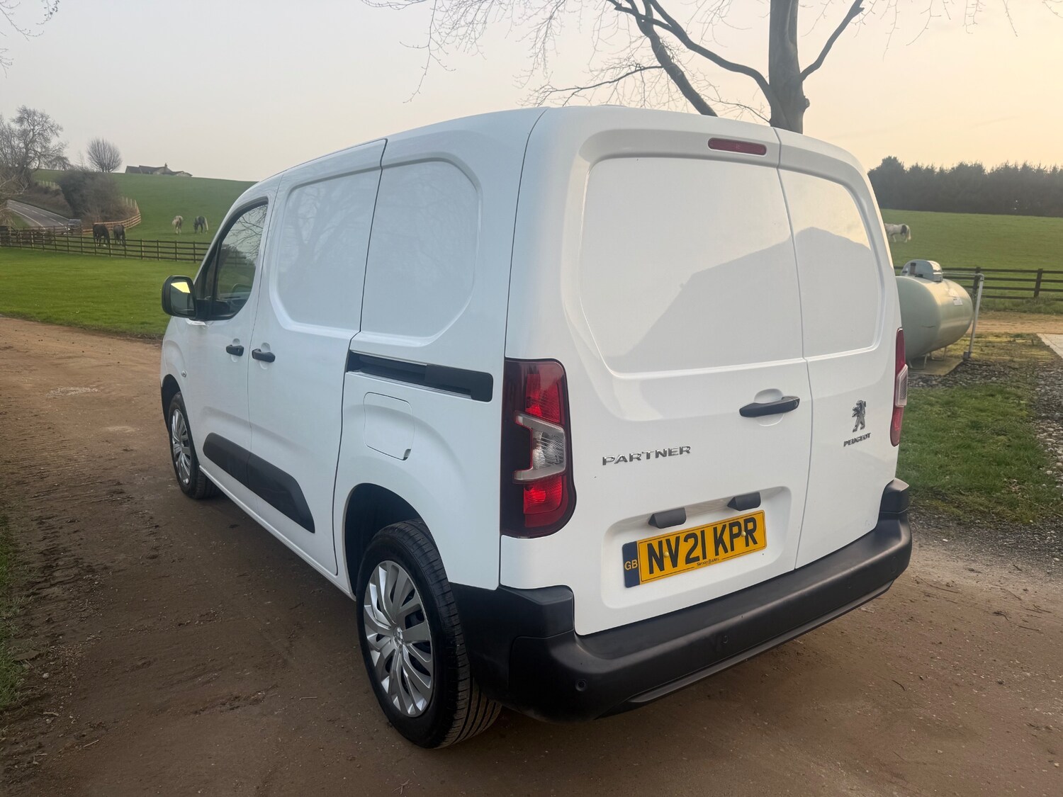 Used Peugeot Partner 2021 for sale - 77766230: Photo 8