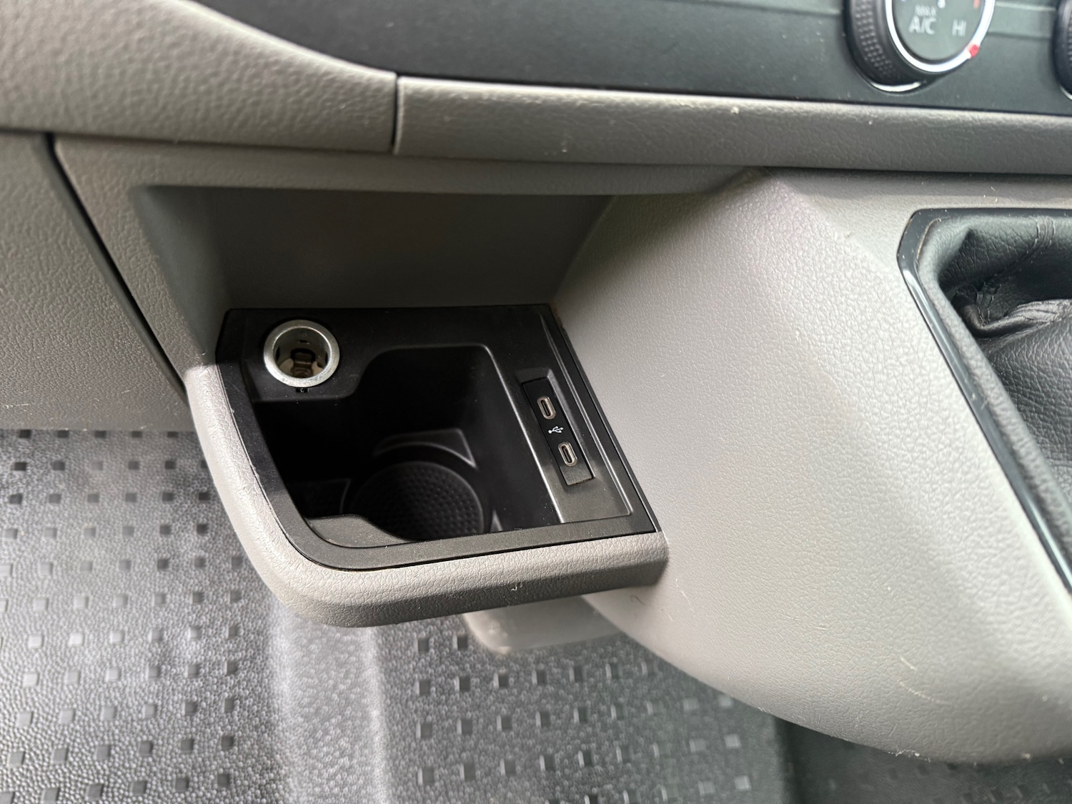 Used Volkswagen Transporter 2021 for sale - 76422195: Photo 16