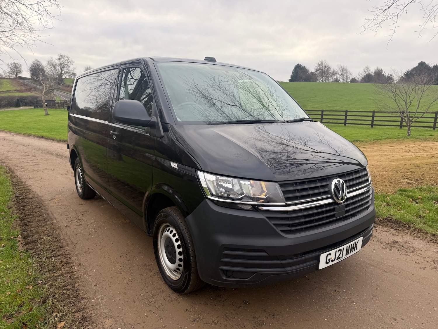 Used Volkswagen Transporter 2021 for sale - 77071360: Photo 1