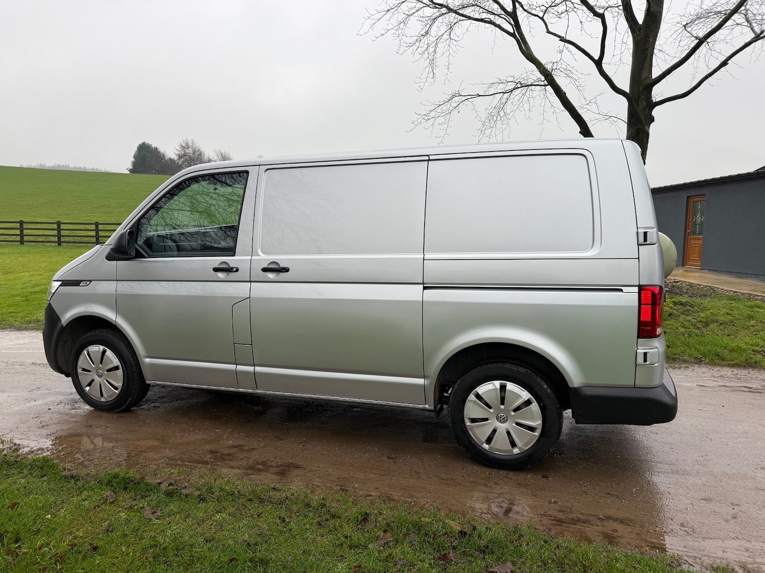 Used Volkswagen Transporter 2022 for sale - 77288834: Photo 11