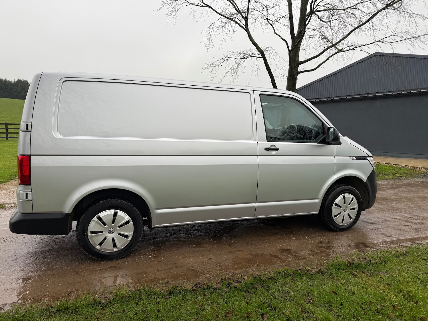 Used Volkswagen Transporter 2022 for sale - 77288834: Photo 4