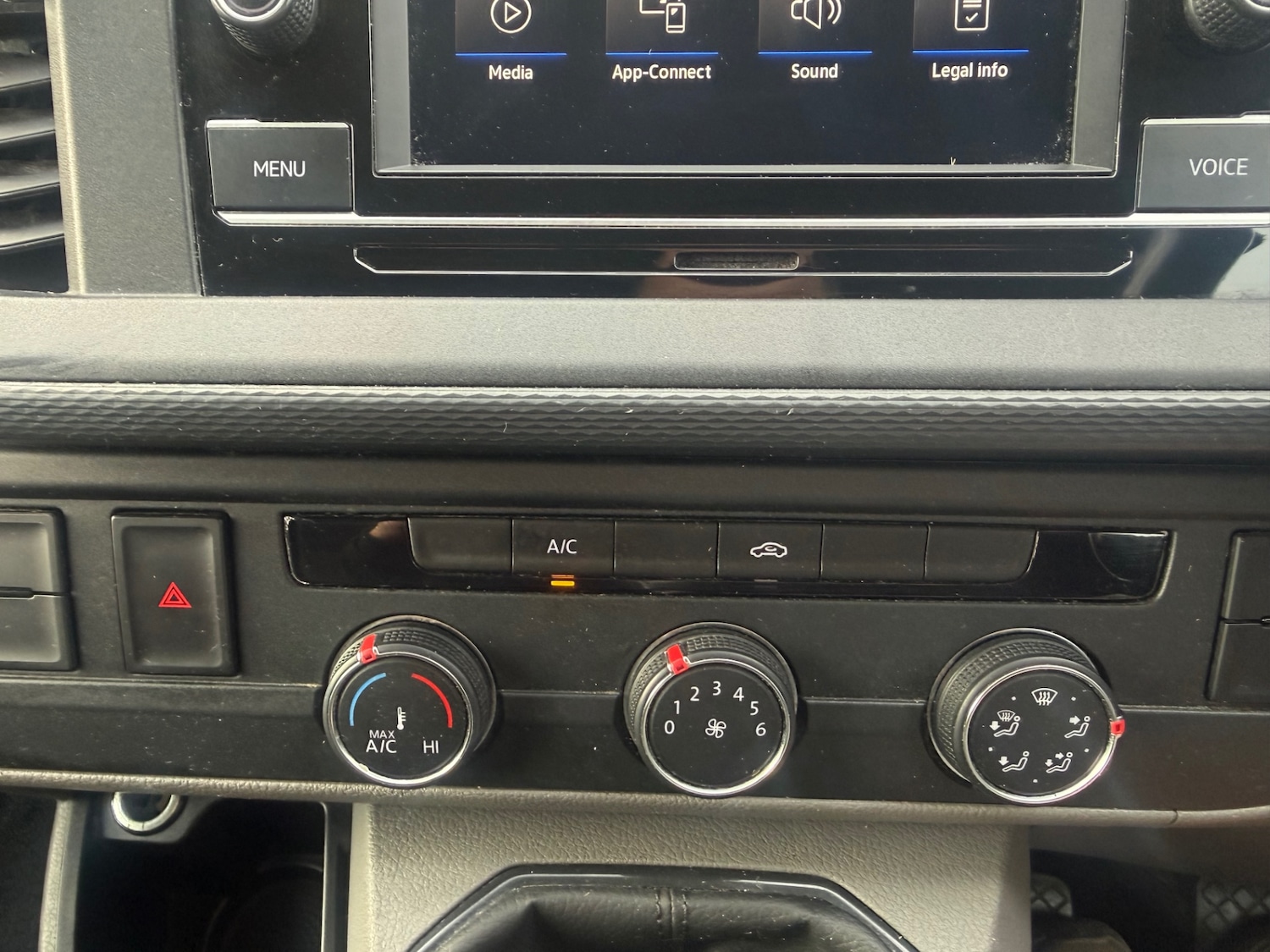 Used Volkswagen Transporter 2021 for sale - 77904216: Photo 15