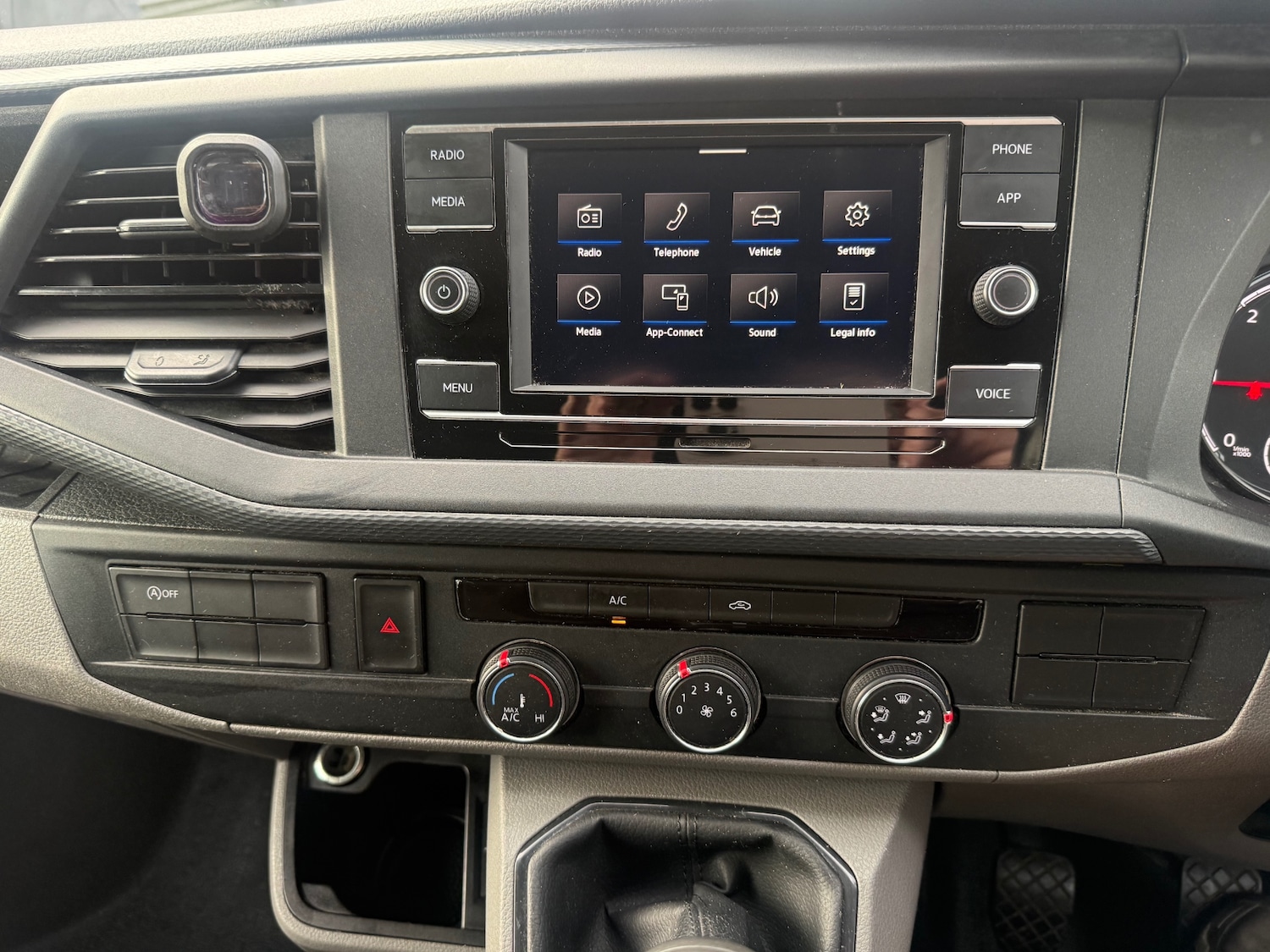 Used Volkswagen Transporter 2021 for sale - 77904216: Photo 16