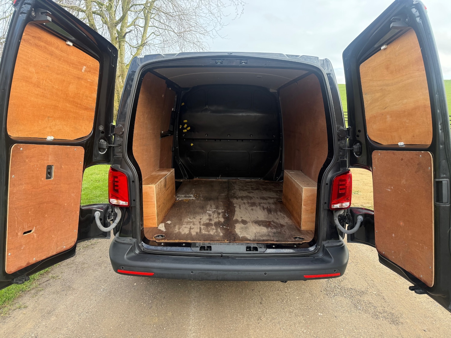 Used Volkswagen Transporter 2021 for sale - 77904216: Photo 25