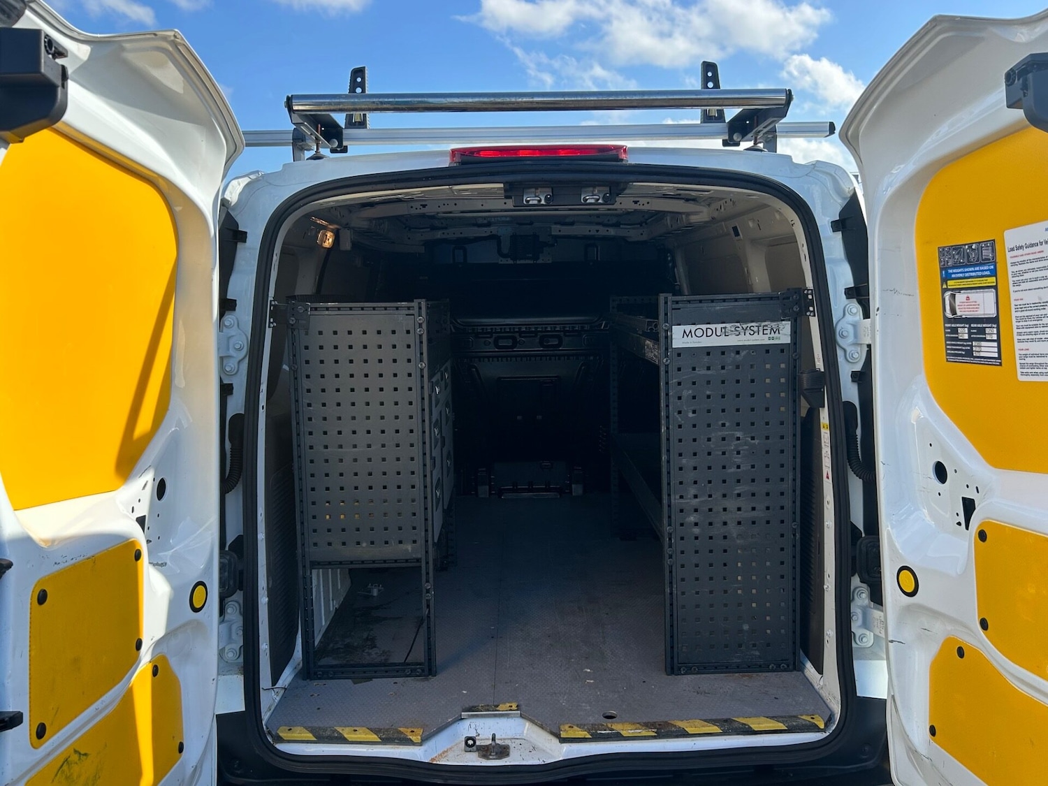 Used Ford Transit Connect 2020 for sale - 78134854: Photo 17