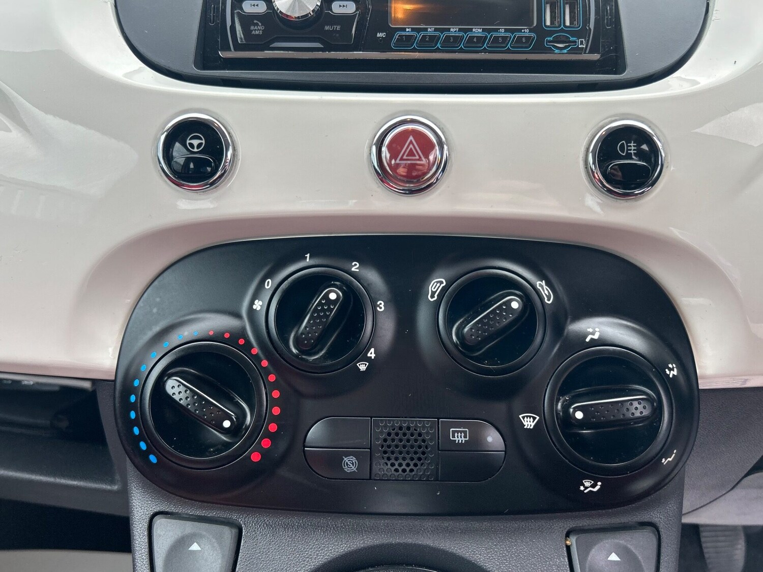 Used Fiat 500 2014 for sale - 77818183: Photo 24