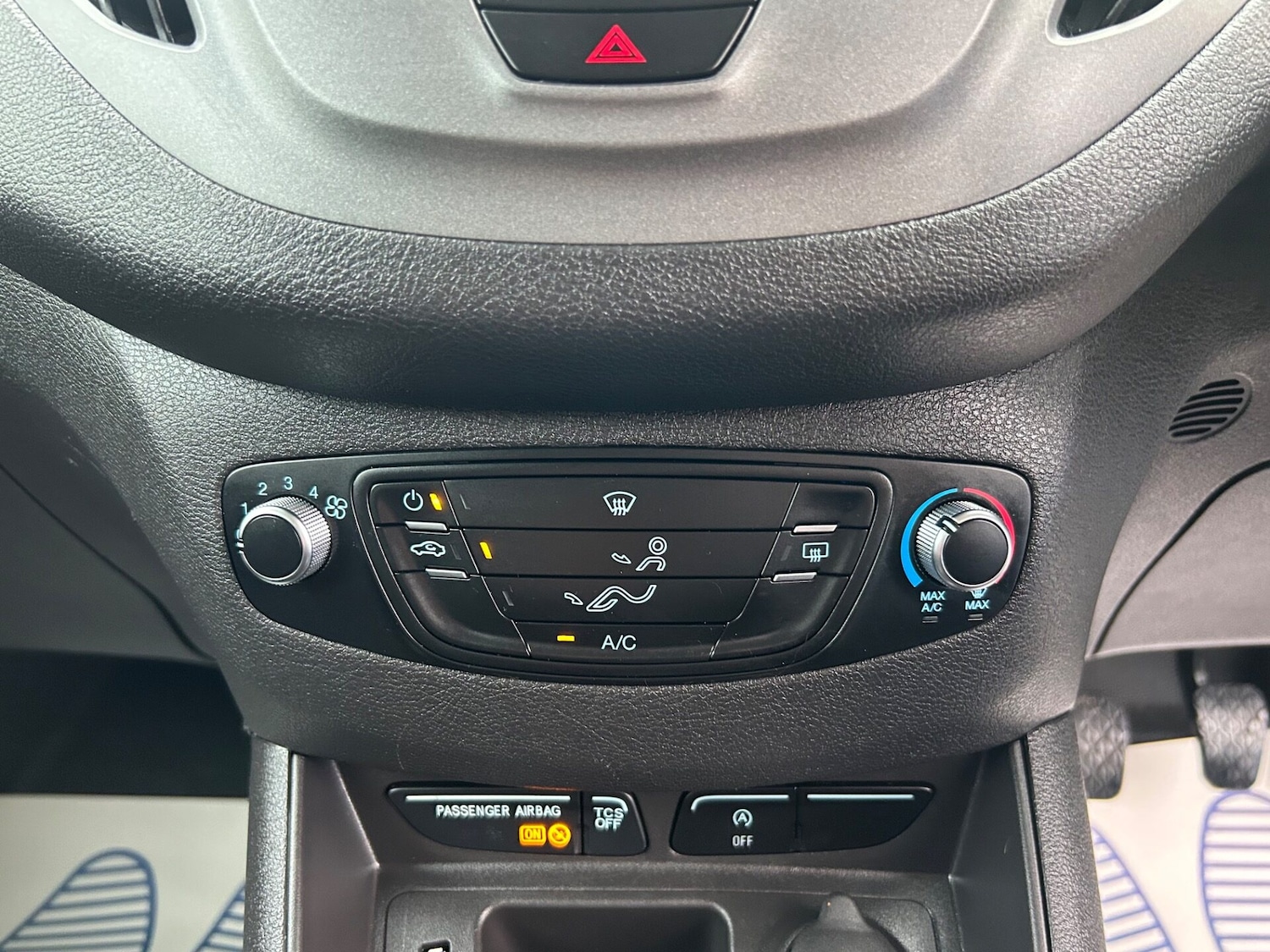 Used Ford Transit Courier 2020 for sale - 76346656: Photo 25