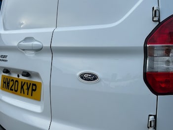 Used Ford Transit Courier 2020 for sale - 76346656: Photo