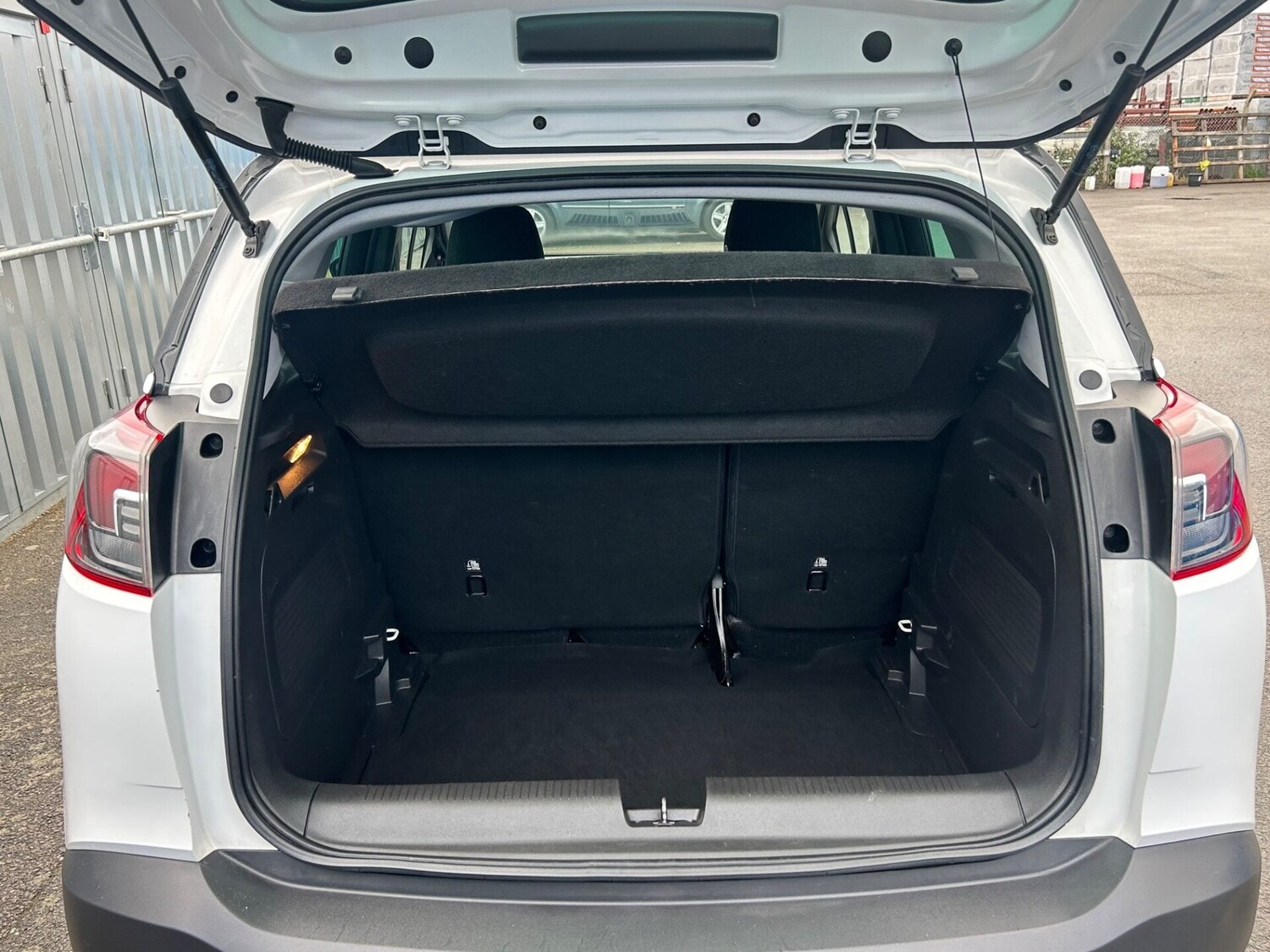 Used Vauxhall Crossland X 2020 for sale - 77677290: Photo 17