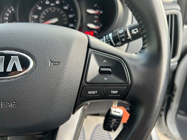 Used Kia Rio 2014 for sale - 76304989: Photo 28