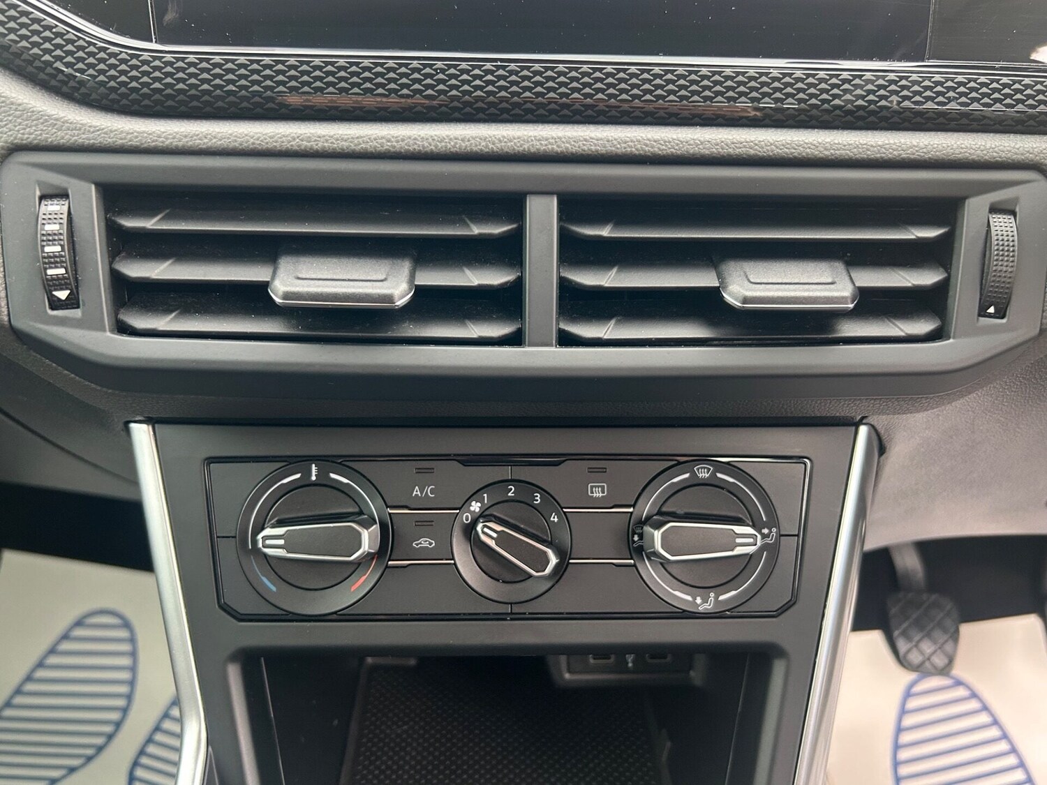 Used Volkswagen Polo 2022 for sale - 77677280: Photo 26